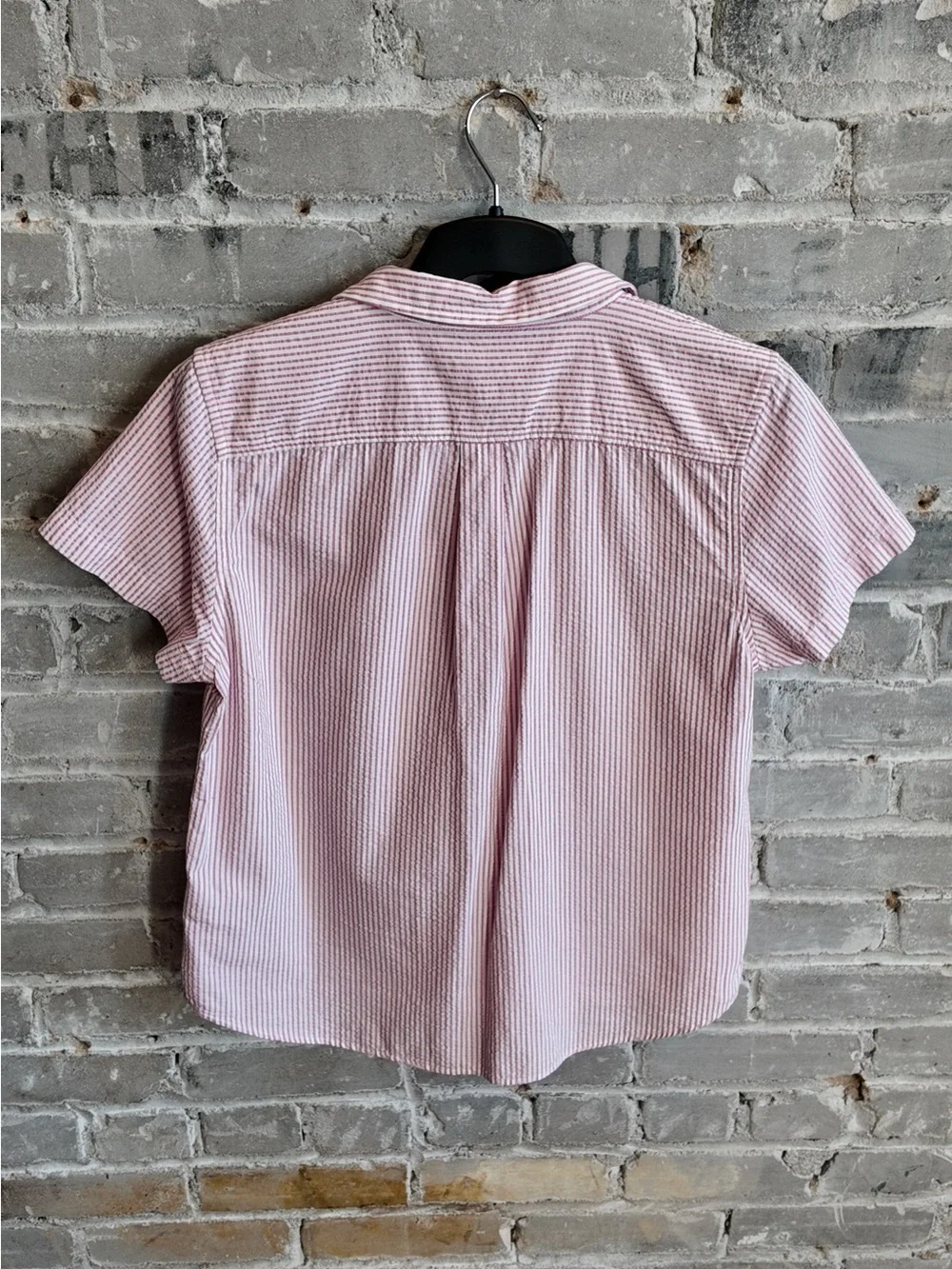 L.L Bean Pink & White Striped Seersucker Short Sleeve Popover Shirt - Picture 4 of 9
